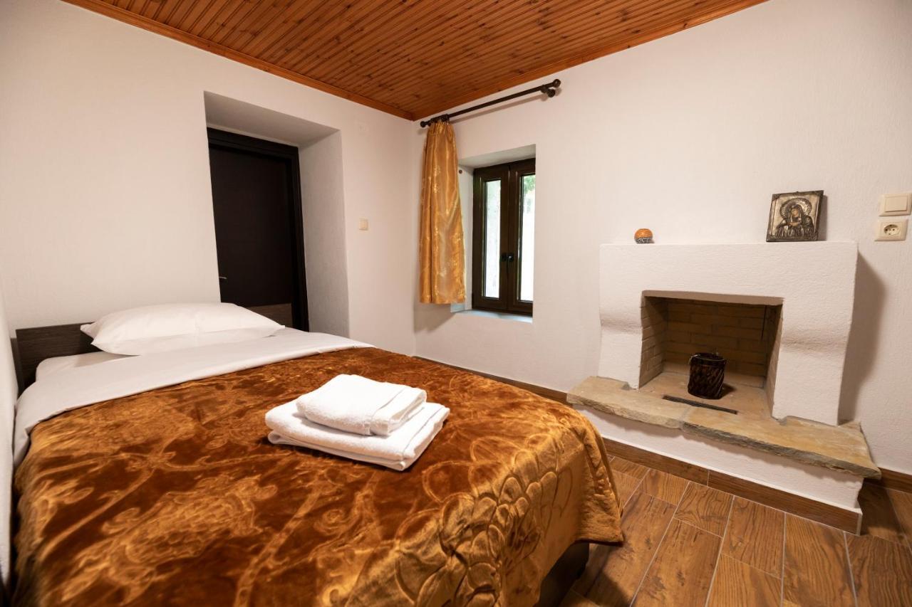 Archontiko Fotini - Traditional Guesthouse Meteora كالامباكا المظهر الخارجي الصورة