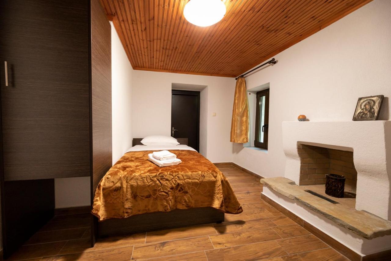 Archontiko Fotini - Traditional Guesthouse Meteora كالامباكا المظهر الخارجي الصورة